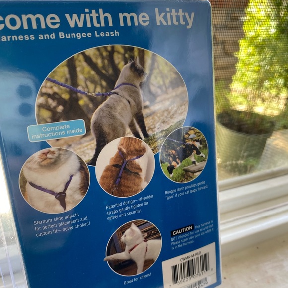 PetSafe® Come with Me Kitty Harness and Bungee Leash - Picture 2 of 2